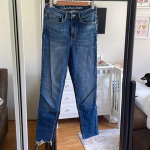 EUC Calvin Klein High Rise Jean
